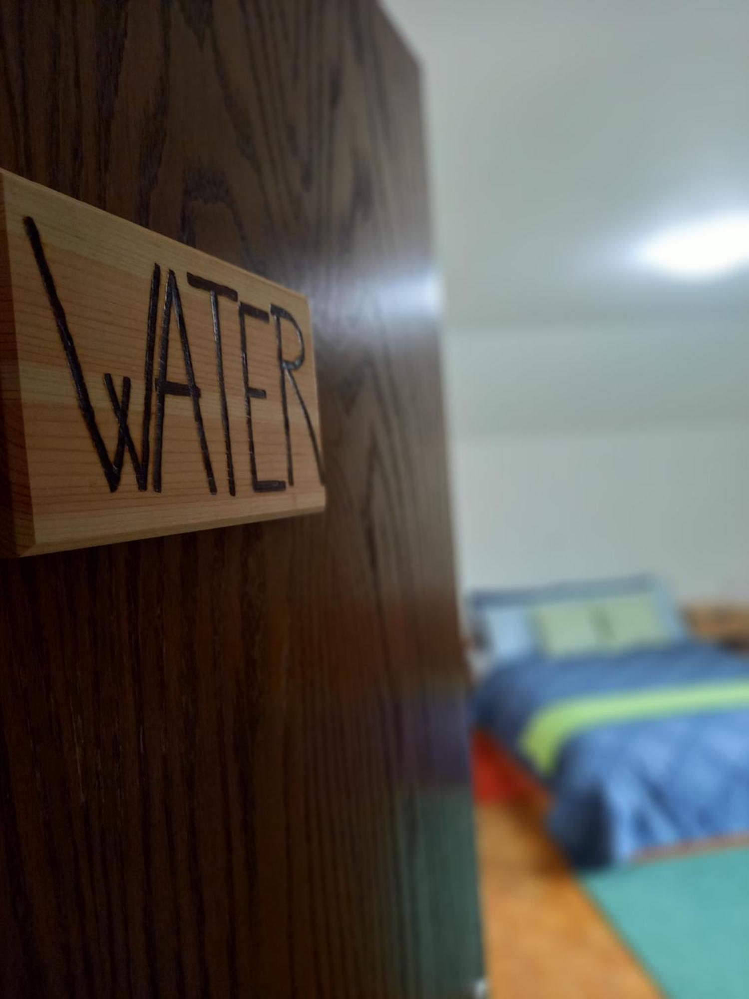 The Riverside Chill Hostel Bled Kamer foto